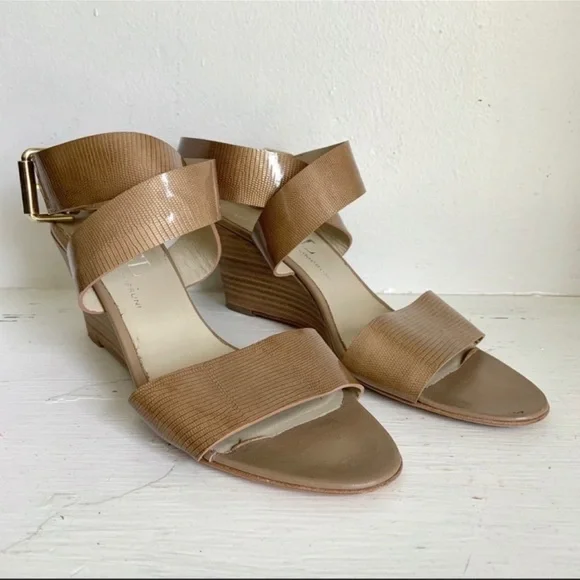 Agl Nude Patent Leather Lizard Embossed Ankle Wrap Wedge Sandal 38 1/2 - Picture 2 of 12